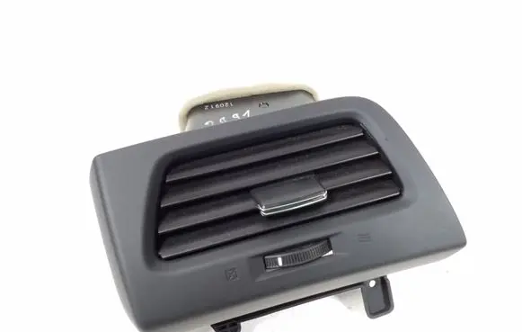 Honda CR-V Dashboard side air vent grill/cover trim 77630TA0A