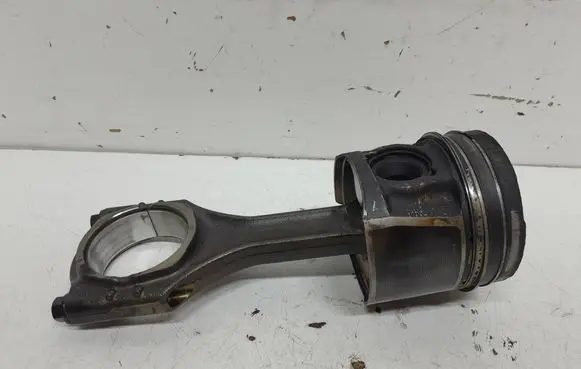 Opel Astra K Piston with connecting rod 0687776302