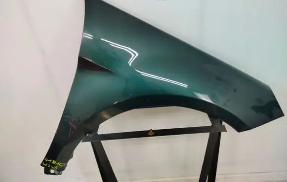 Mercedes-Benz B W245 Fender 
