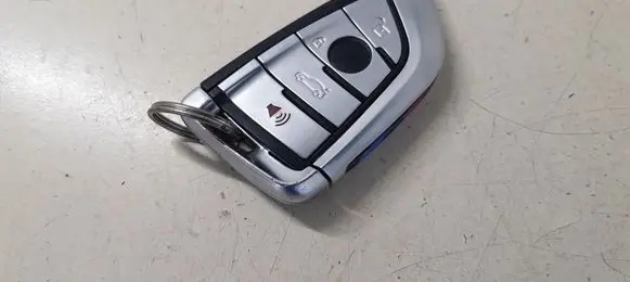 BMW X6 F16 Ignition key/card 