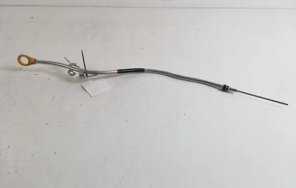 Toyota Land Cruiser (J150) Oil level dip stick 15301-11080
