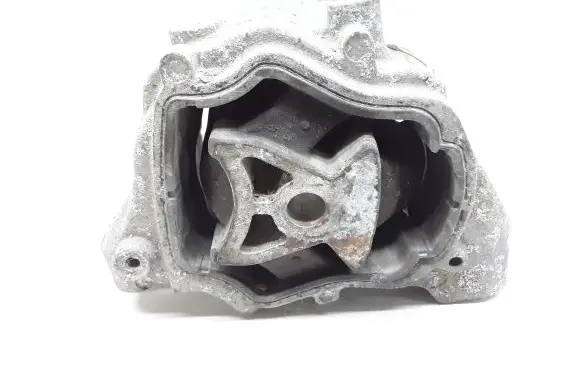 Volvo V70 Engine mount bracket 8G9N6L063