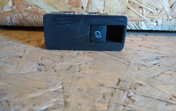 Opel Astra K Seat control switch 13333631 11E00475 322225228