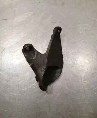 Audi A6 S6 C6 4F Engine mounting bracket 4F0199307N