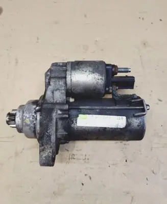 Volkswagen Polo IV 9N3 Starter motor 02T911023S
