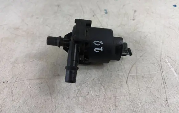 Peugeot 3008 I Electric auxiliary coolant/water pump 9673079080