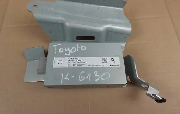 Toyota Land Cruiser (J150) Door control unit/module 8598A60030