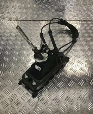 Audi Q2 - Gear selector/shifter in gearbox 5Q0711049BQ