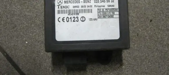 Mercedes-Benz Sprinter W901 W902 W903 W904 Immobilizer control unit/module 0335455932