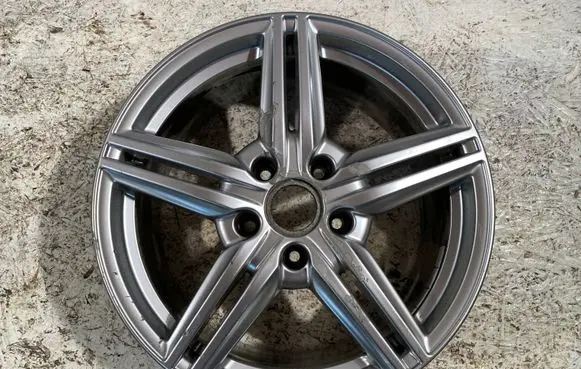 Porsche Cayenne (92A) R19 alloy rim 