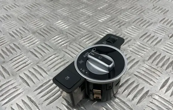 Mercedes-Benz C W204 Light switch A2049053103 10091543