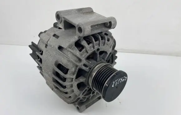 Mercedes-Benz C W204 Generator/alternator A0009067902 2617417A 213067362