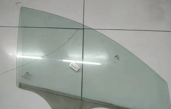 KIA Ceed Front door window glass four-door AS2