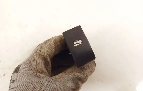 Subaru Outback Other switches/knobs/shifts 15a925