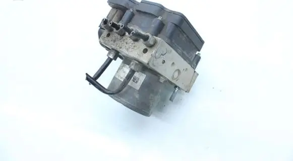 Jeep Cherokee ABS Pump P68237001AC