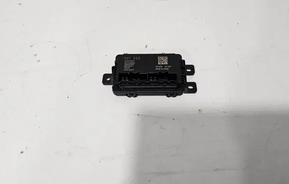 Polestar 4 Tailgate/trunk control unit/module 80010810 6608087320 A3C12328500