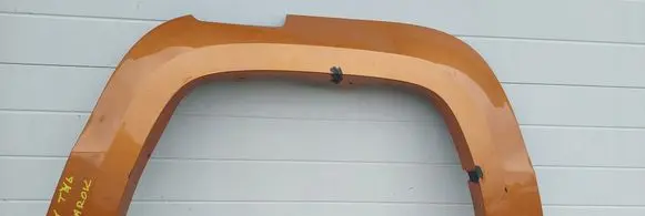 Volkswagen Amarok Front arch trim sdnkjui