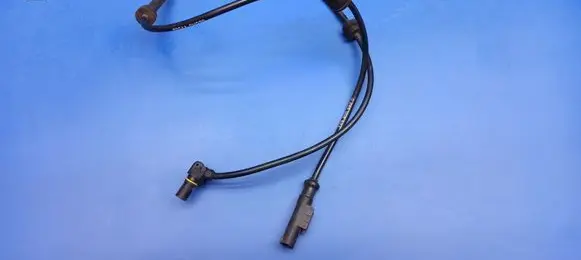 Toyota Aygo AB10 ABS rear brake sensor 0265008633 985440H020