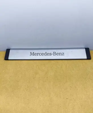 Mercedes-Benz ML W164 Front sill trim cover A1646804935