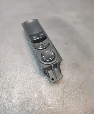 Mercedes-Benz Sprinter W906 Electric window control switch 9065451213