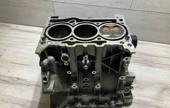Audi Q2 - Engine block 04E115105AT
