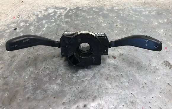 Volkswagen Polo IV 9N3 Wiper turn signal indicator stalk/switch 6Q0953503CEBILI 6Q0953503CE