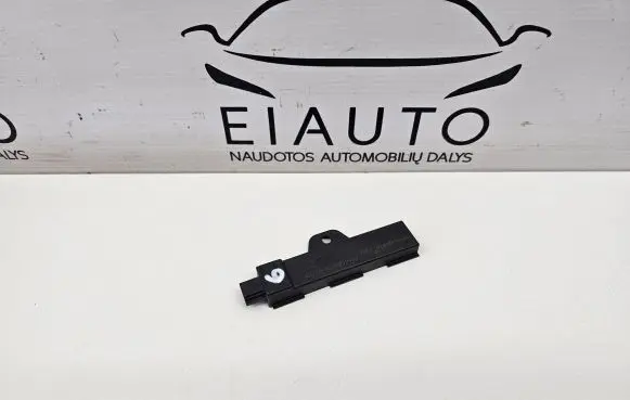 BMW 5 F10 F11 Keyless system antenna 9220832 65209220832