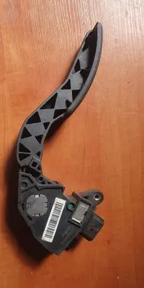 Renault Megane III Accelerator throttle pedal 180020022R