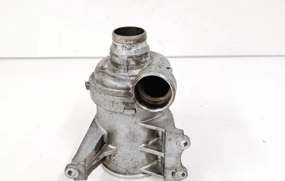 Volvo XC60 Water pump 31368715 326541200