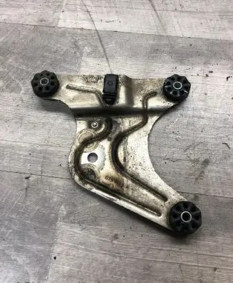 BMW 5 F10 F11 ABS pump bracket 6797679