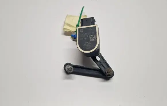 BMW 5 F10 F11 Headlight/headlamp level sensor 6784075 25916010