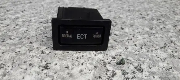 Toyota RAV 4 (XA10) Fog light switch 