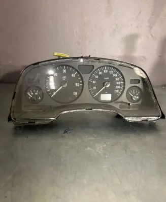 Opel Zafira B Speedometer (instrument cluster) 24461749JB