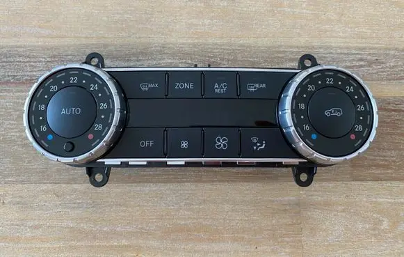 Mercedes-Benz G W461 W463 1st Gen Climate control/heater control trim A4639065100 4639065100