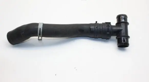 Land Rover Range Rover Sport L494 Engine coolant pipe/hose FPLA8584CB