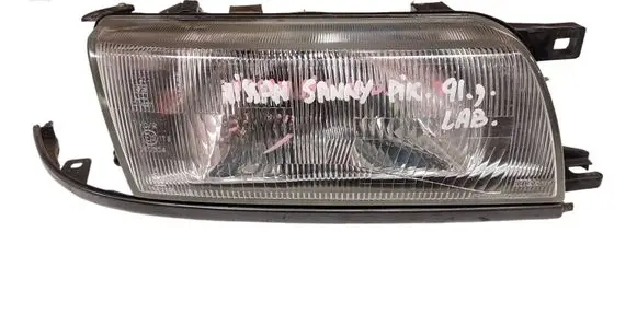 Nissan Sunny Headlight/headlamp 7R010305 013527 020304
