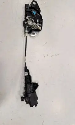 Tesla Model 3 Loading door lock 150039700e