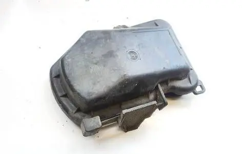 Toyota Avensis T250 Headlight/headlamp dust cover 16314