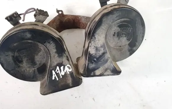Alfa Romeo 147 Horn signal e335717