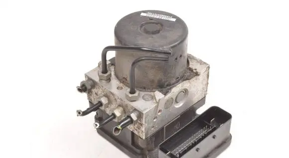 Volvo V50 ABS Pump 31317378