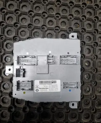 Mercedes-Benz GLC X253 C253 Comfort/convenience module A2059006330 5DK01077278 A2059013904
