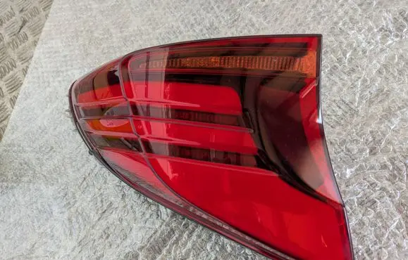 Toyota C-HR I Rear/tail lights 81560-F4130