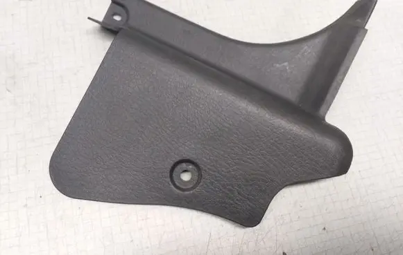 Mazda 323 F Other sill/pillar trim element BR7068371