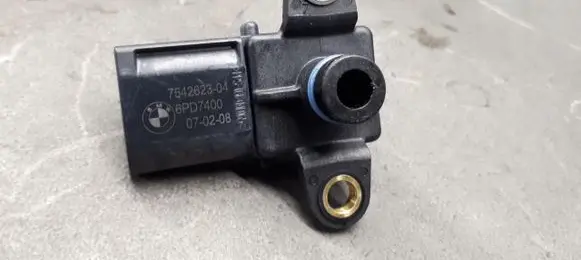 BMW 5 E60 E61 Air pressure sensor 7542623