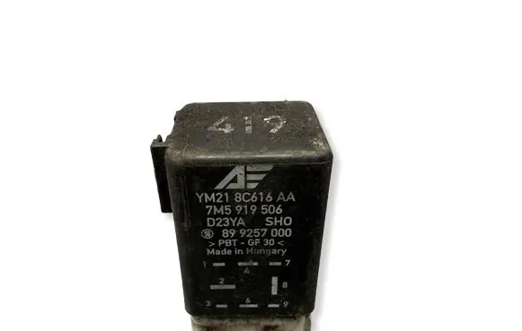 Ford Galaxy Glow plug pre-heat relay YM218C616AA 899257000