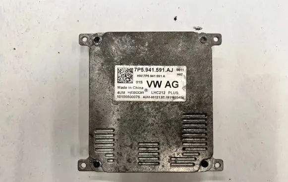 Volkswagen Golf VII Other control units/modules 7P5941591AJ 7P5941591A 10100500076