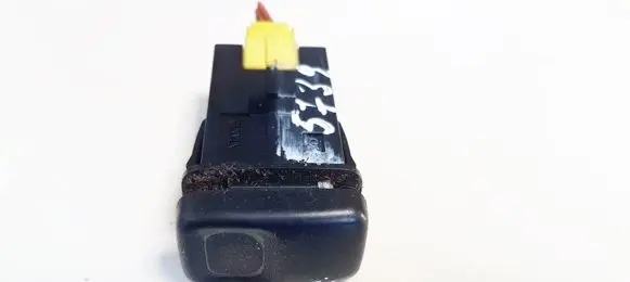 Fog light switch