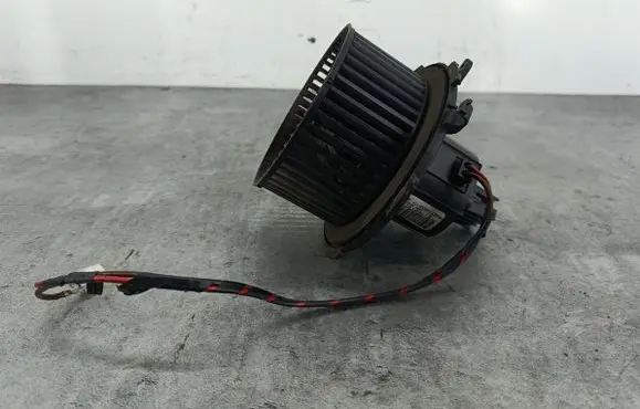 Opel Zafira B Heater fan/blower D8087
