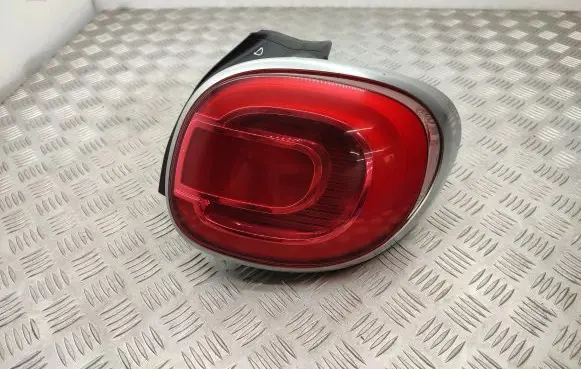 Fiat 500L Rear/tail lights 51945058