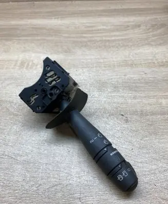 Renault Clio II Wiper control stalk 36912E
